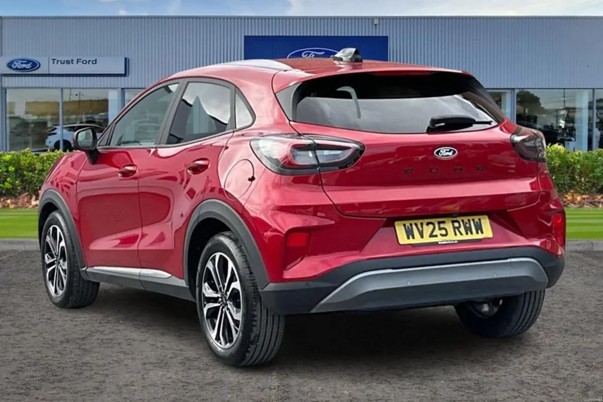 Ford Puma Titanium - Image 2