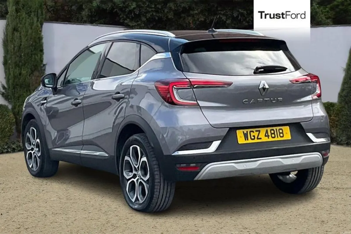 Renault Captur SE Edition - Image 2
