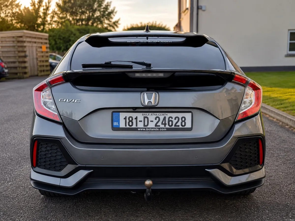 Honda Civic Sedan - Image 6