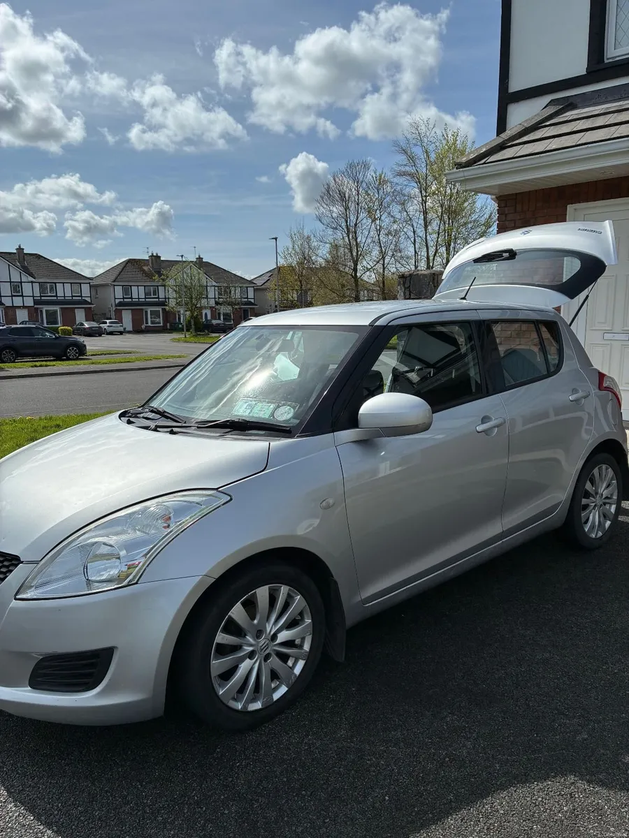 Suzuki Swift 2011 - Image 1