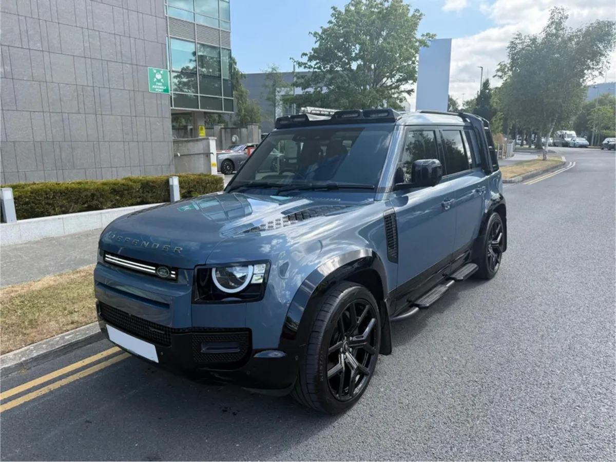 Land Rover Defender P400e X-Dynamic S - Image 3