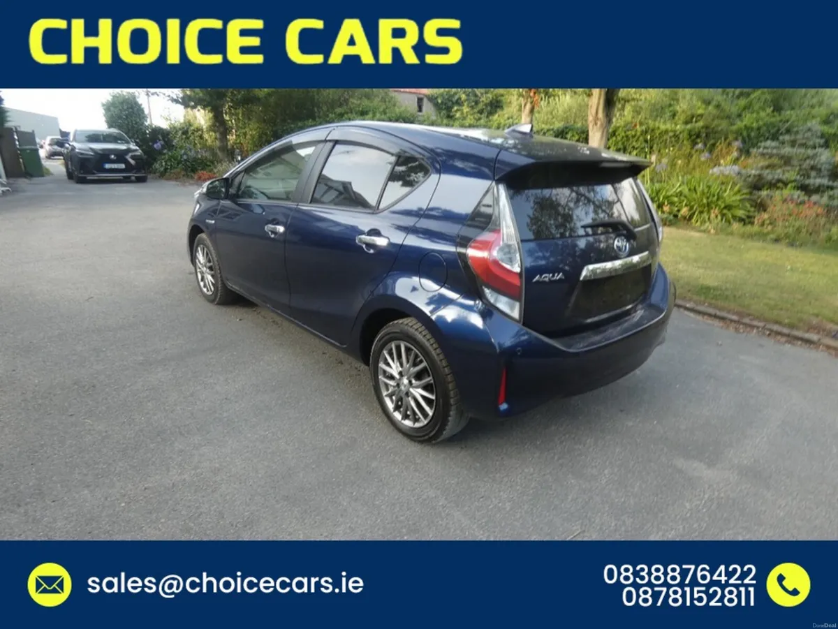 Toyota Aqua 1.5 AUTO HYBRID ANDROID AUTO - Image 4