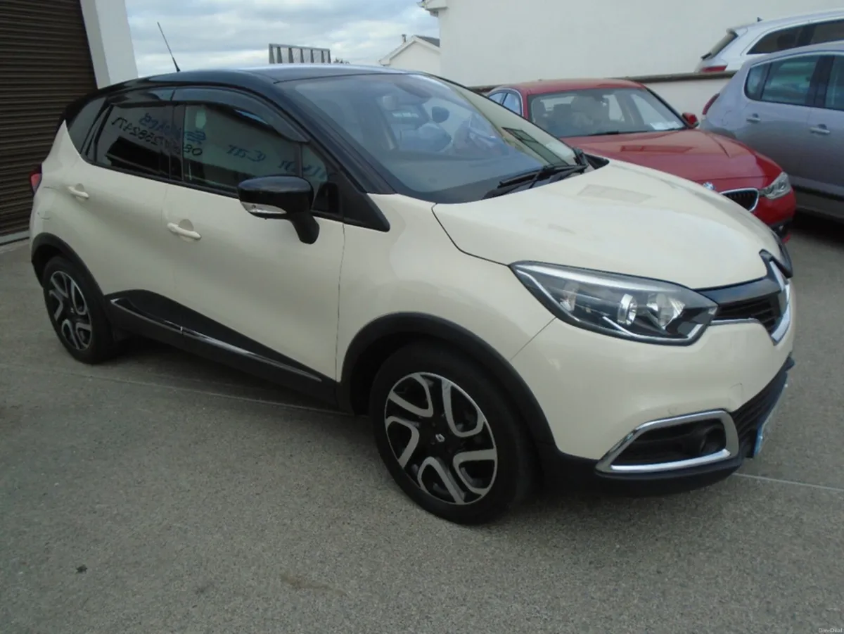 Renault Captur 1.2  Automatic - Image 3
