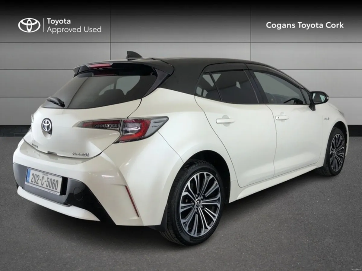 Toyota Corolla COROLLA HYBRID L/SPORT HB - Image 2