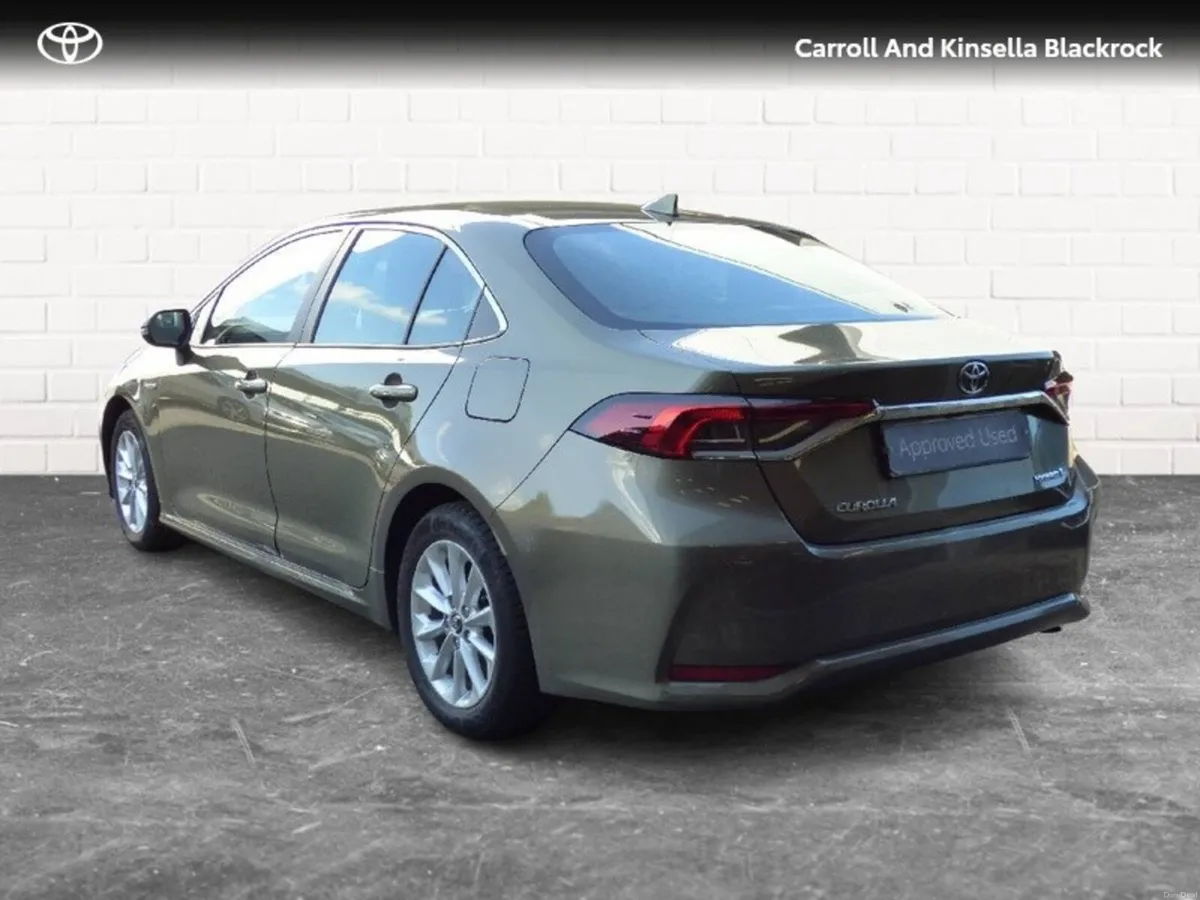 Toyota Corolla Hybrid Luna Saloon - Image 2