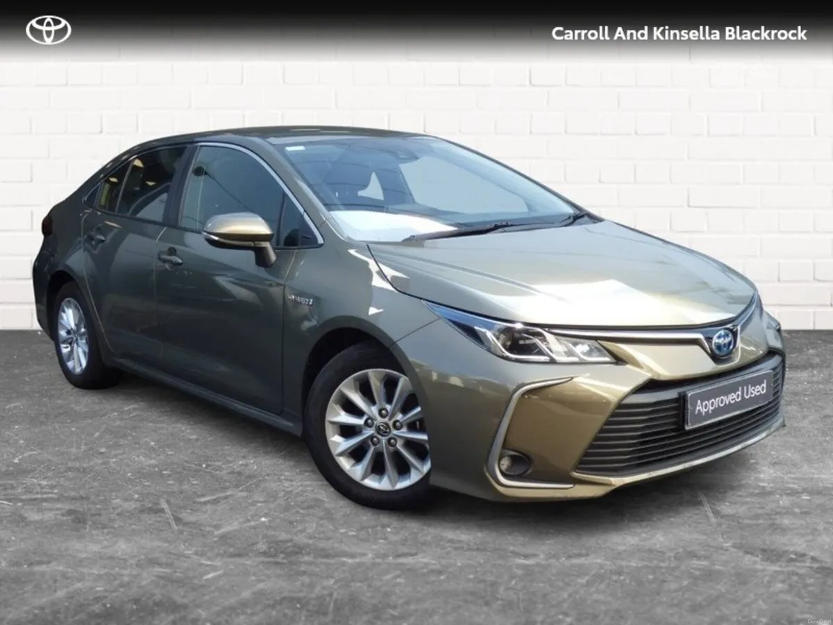Toyota Corolla Hybrid Luna Saloon - Image 1