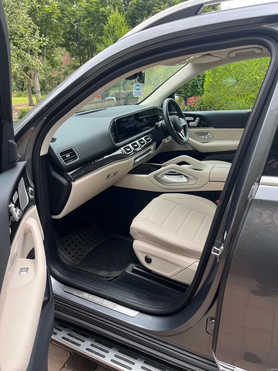 Mercedes 350de ***very low mileage*** - Image 6