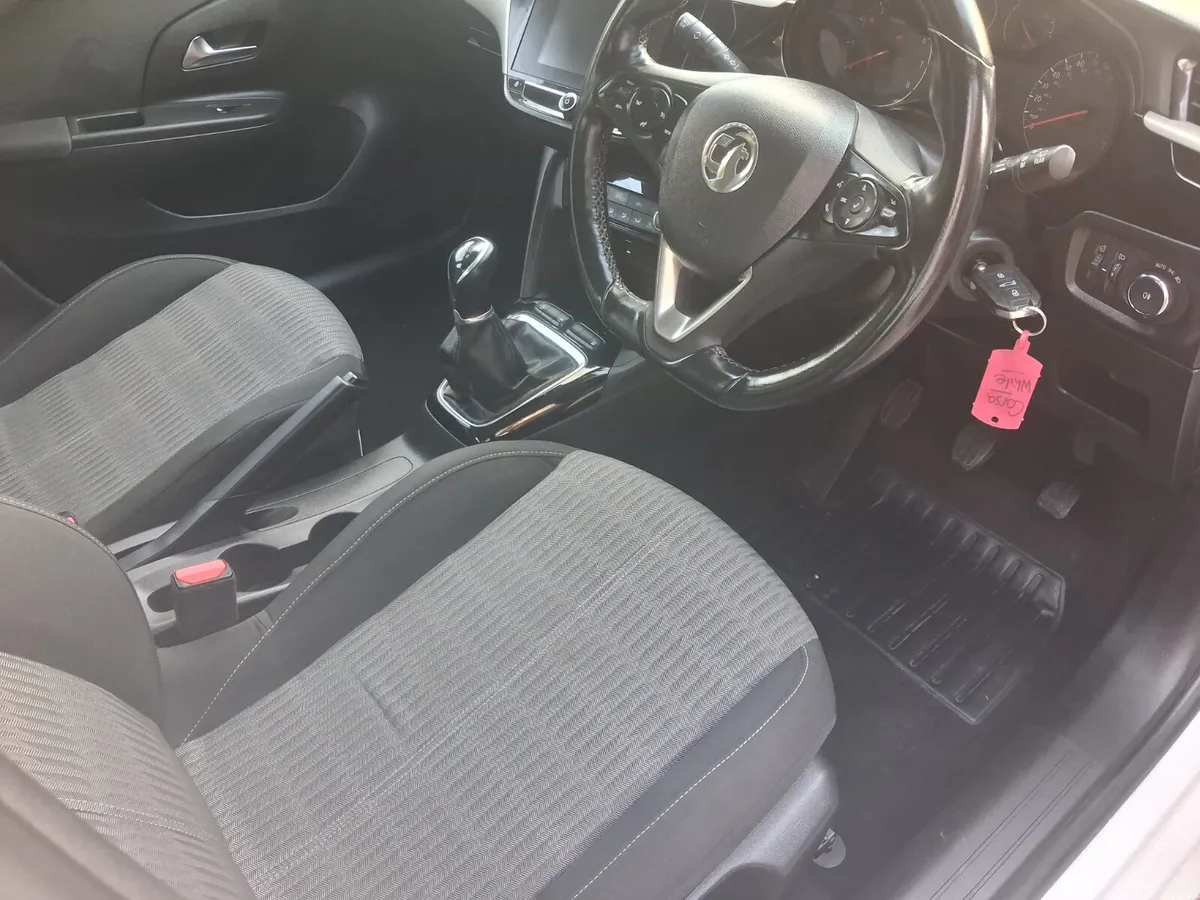 201 Opel/Vauxhall Corsa 1.2 Petrol - Image 2