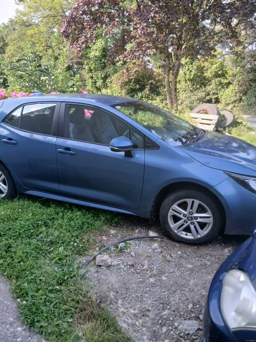 Toyota corolla - Image 1