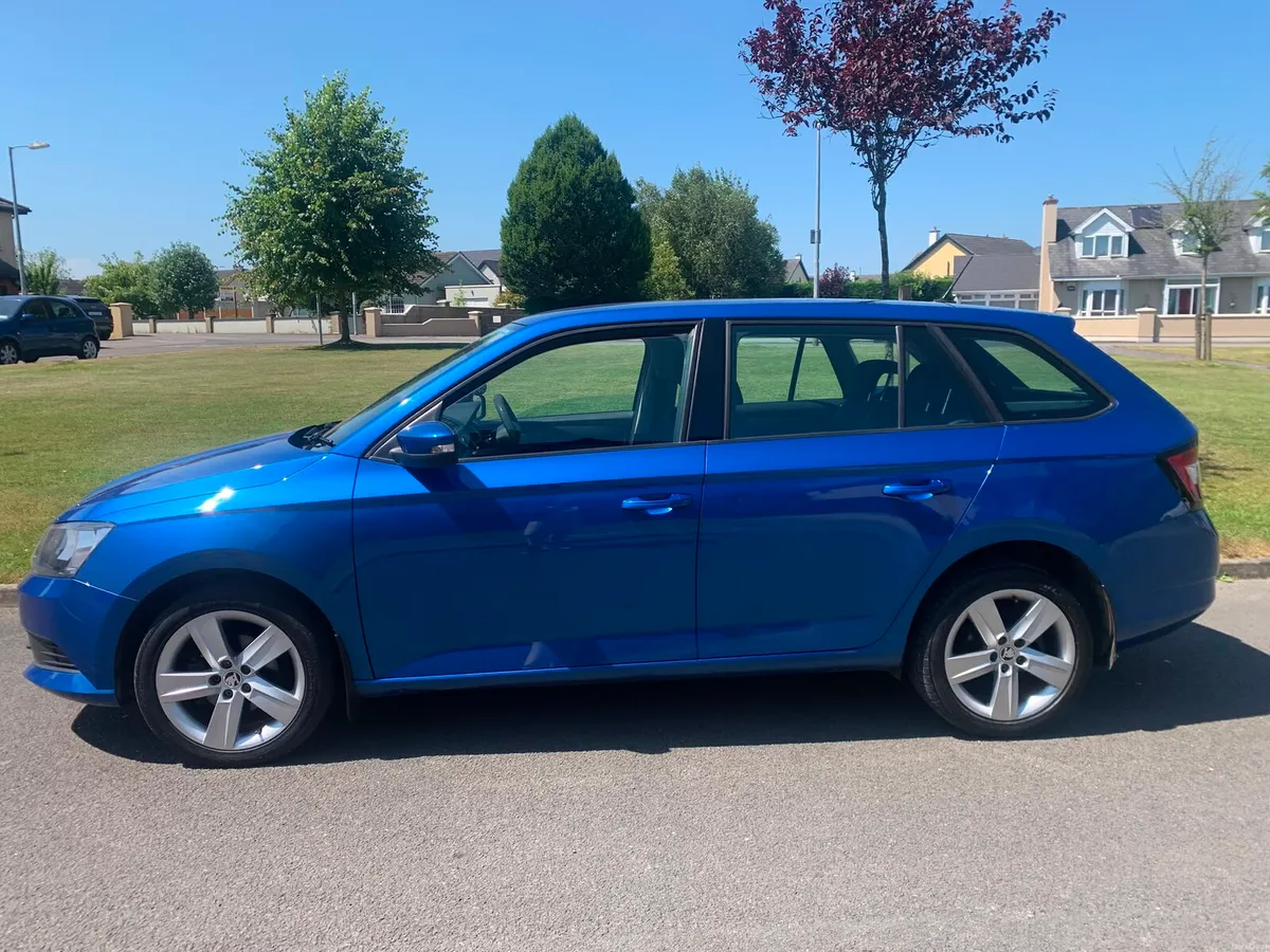 Skoda Fabia - Image 1
