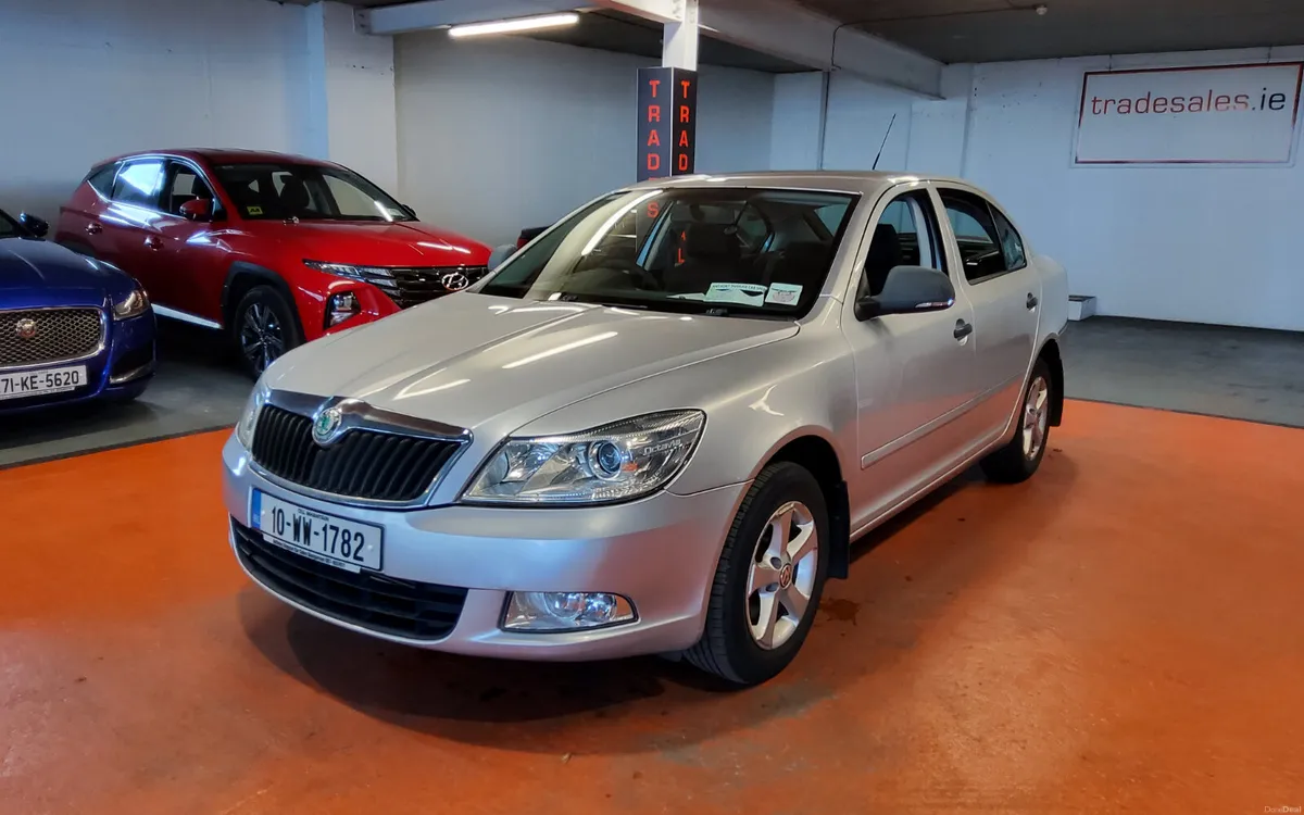 Skoda Octavia 2010 - Image 4