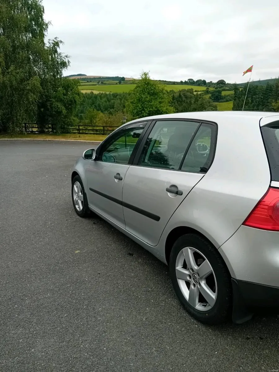 VW GOLF - Image 3