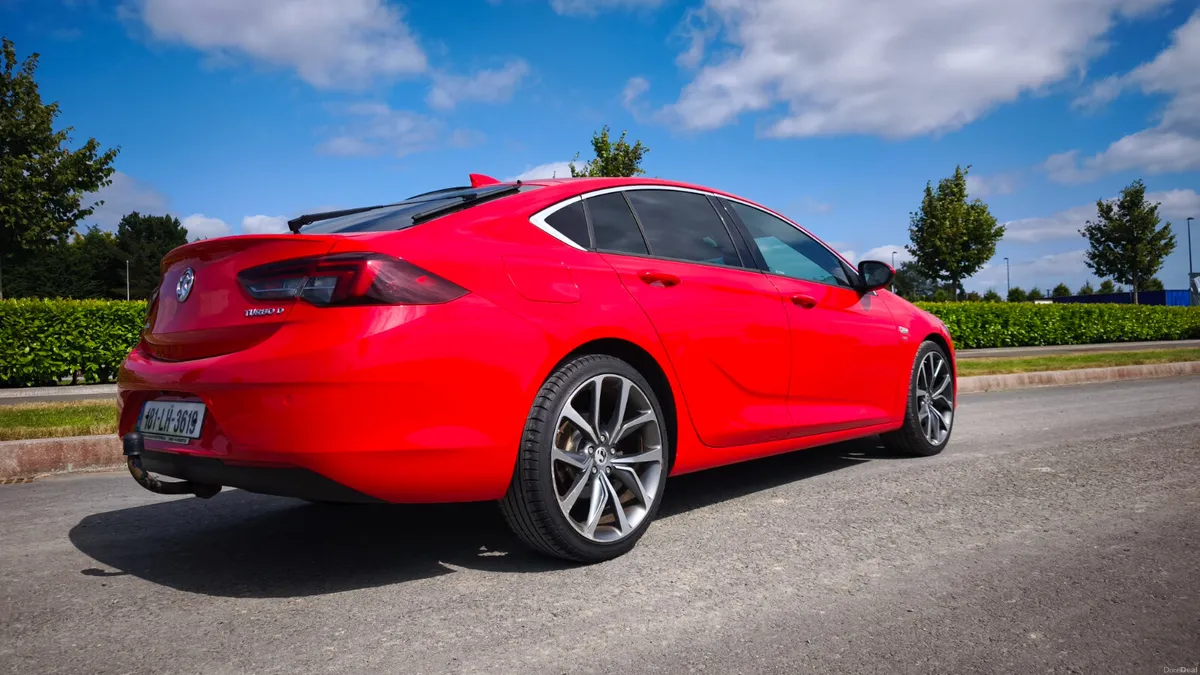 2018 Vauxhall Insignia 1.6 TD Ecotec SRi Nav - Image 4