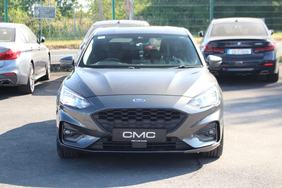 Ford Focus 2021 ST-LINE 1.5 TDCI - Image 2