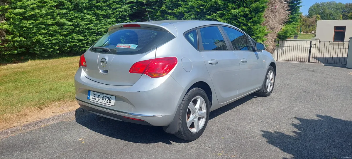 Opel Astra 2015. 1.4 Petrol - Image 4