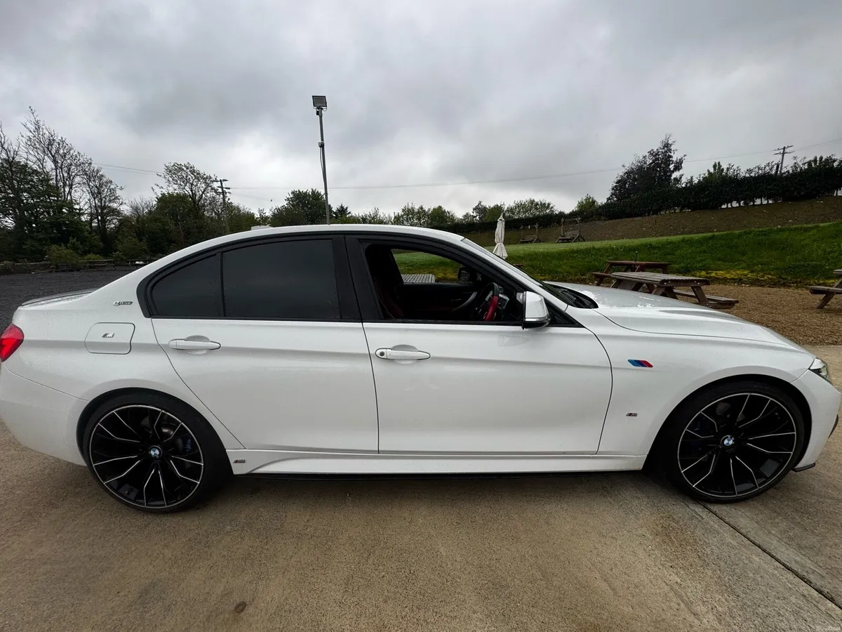 BMW 330e M Sport Edition (Please Read Add) - Image 3