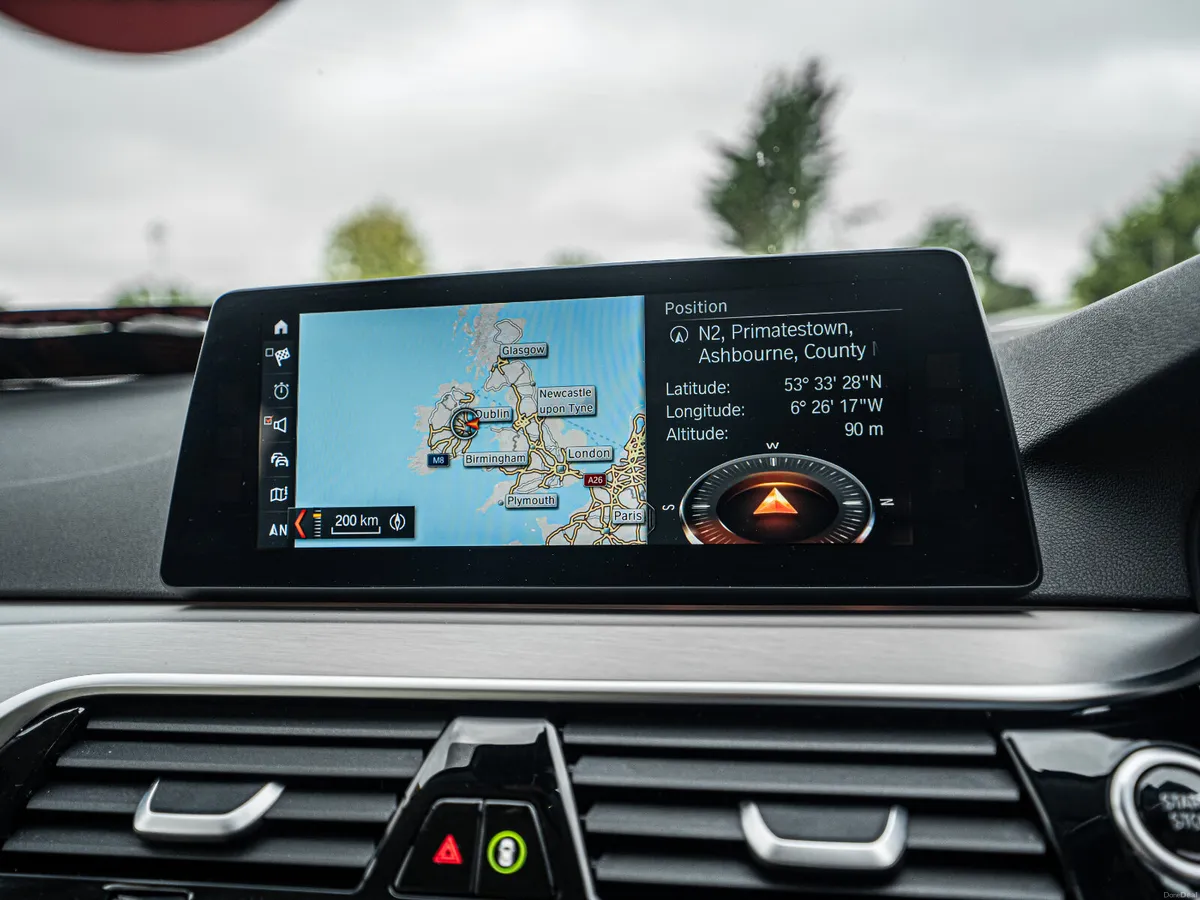 172 BMW 530e Hybrid/Low km/Irish/1yr warranty - Image 6