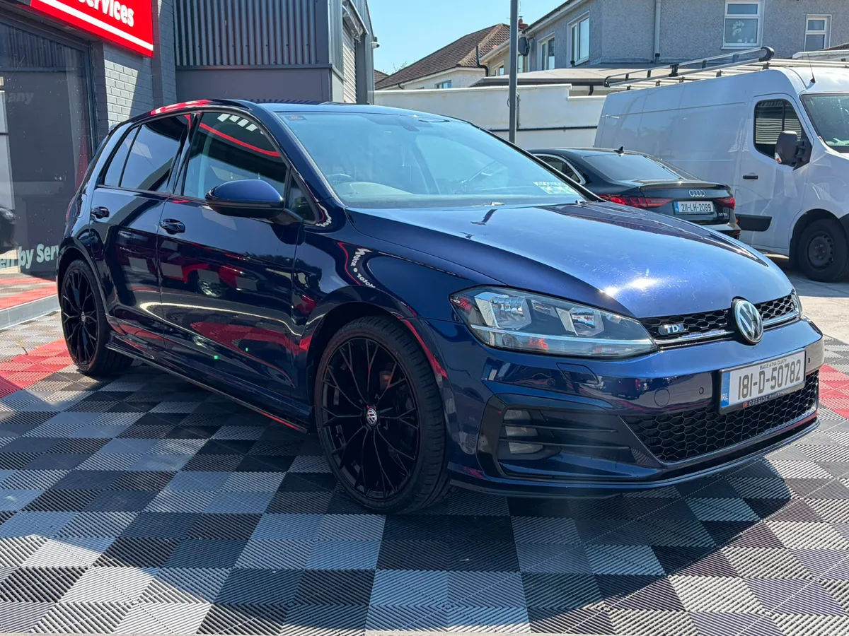 (181) Volkswagen Golf SE NAV | 19" Alloys & Kit - Image 4