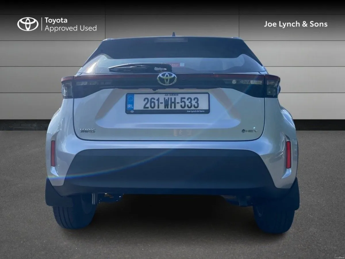 Toyota Yaris Cross YARIS CROSS LUNA - Image 4