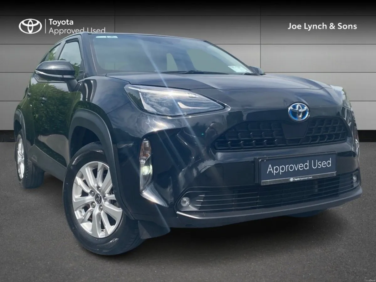 Toyota Yaris Cross YARIS CROSS LUNA - Image 1