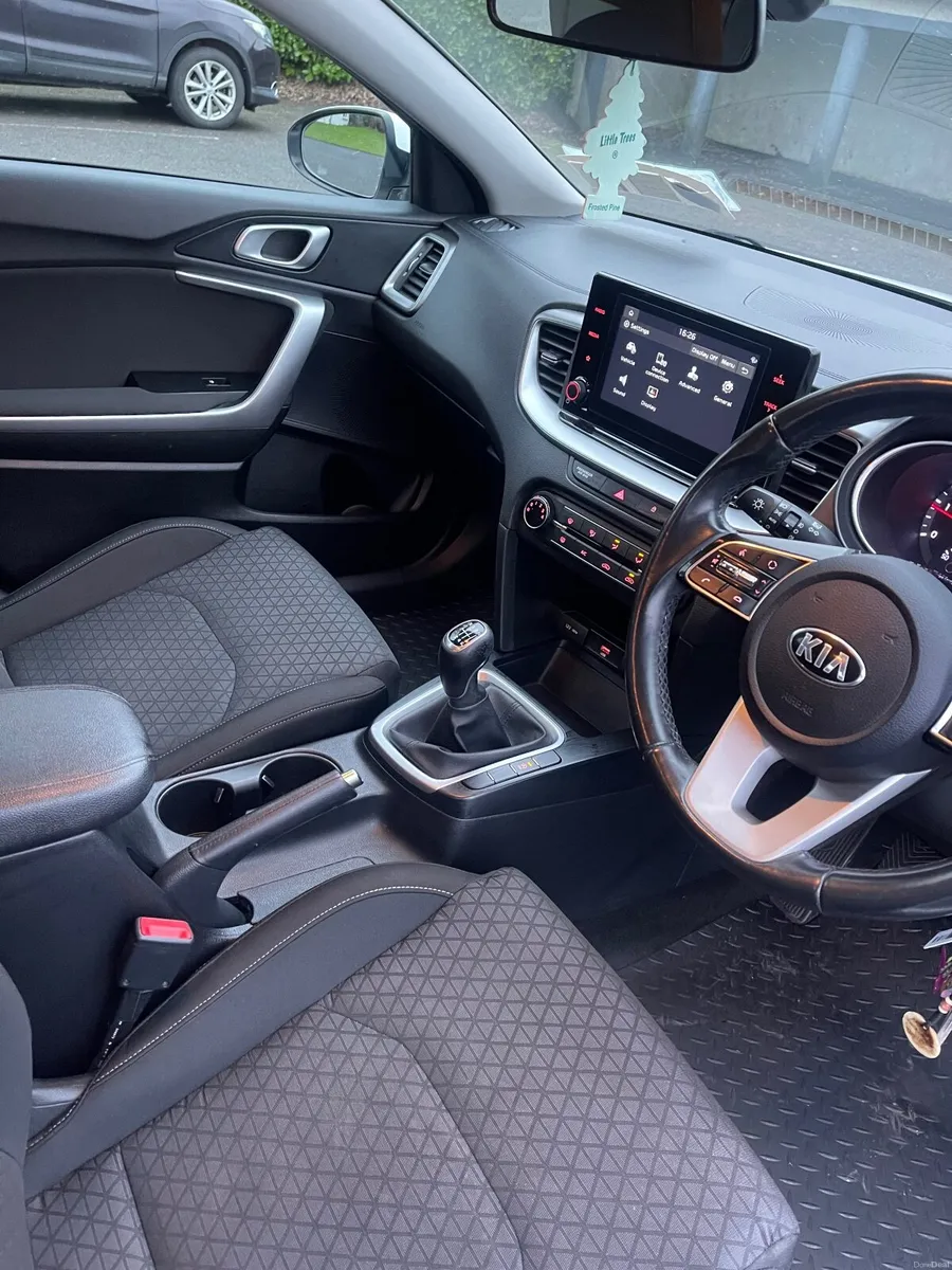 Kia Ceed 2020 - Image 3