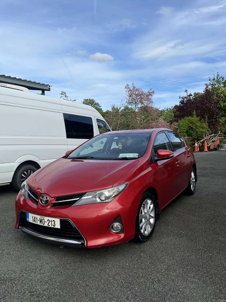 Toyota Auris Luna spec - Image 1