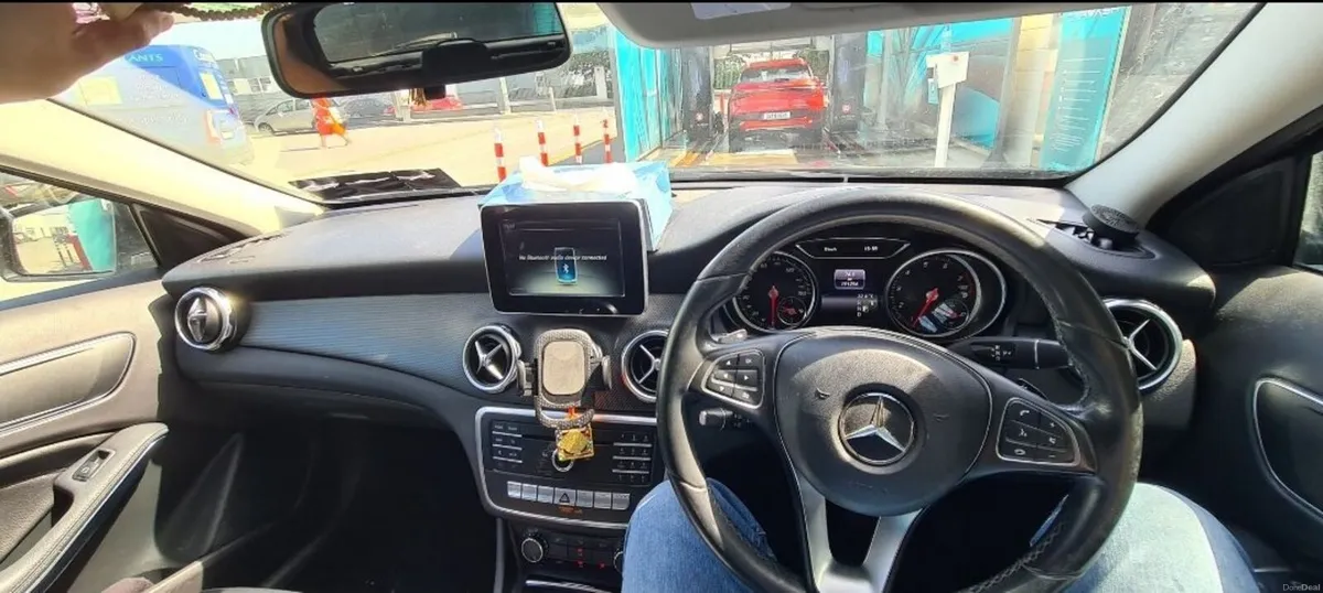 Mercedes-Benz GLA 2018 - Image 5