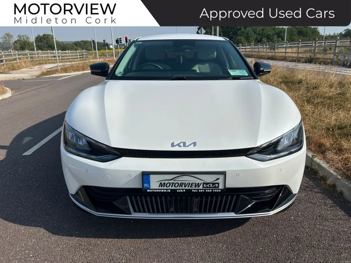 Kia EV6 77KW Earth 1 Owner from new 3.9% Finance a - Image 4