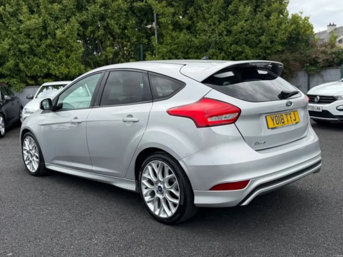 Ford Focus ST-LINE TDCI - Image 2