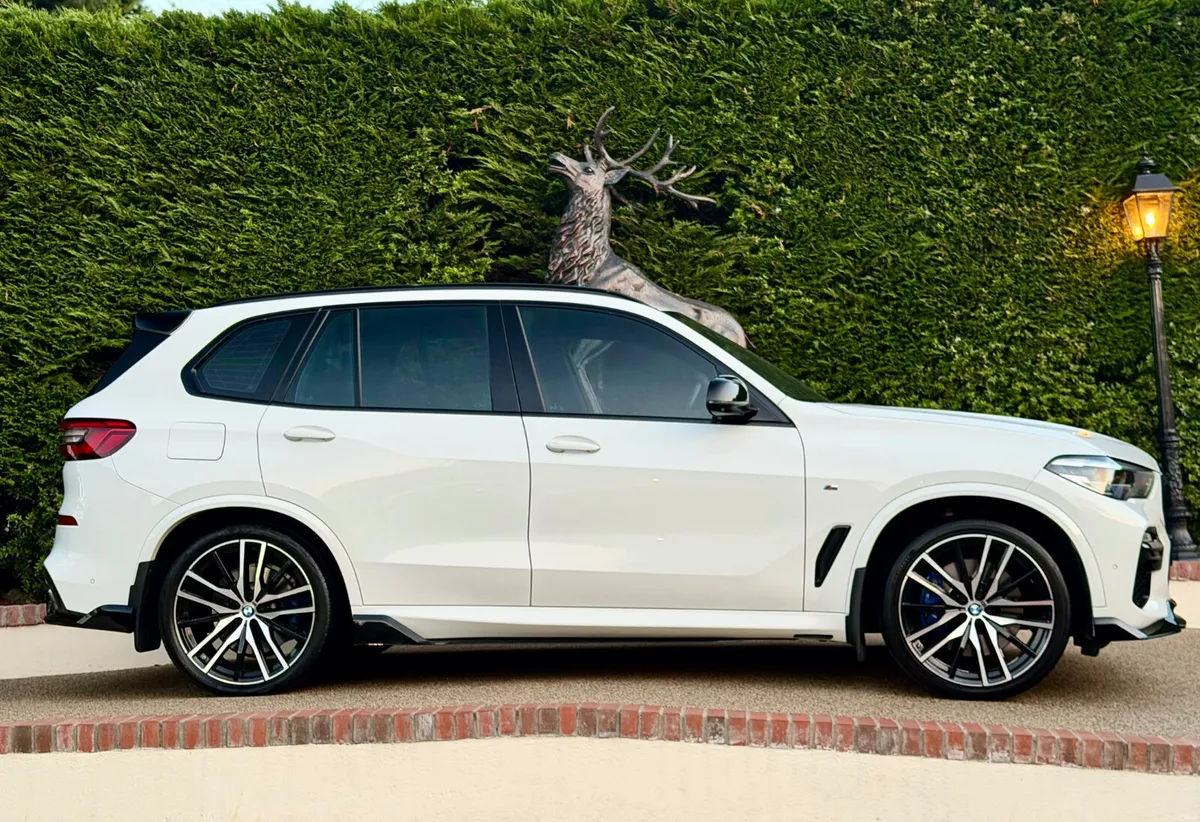 2022 BMW X5 3.0 D M Sport great spec - Image 4