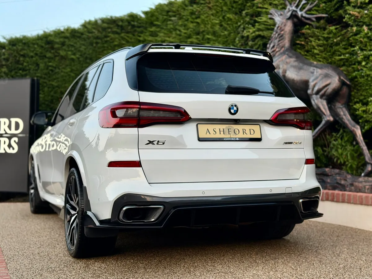 2022 BMW X5 3.0 D M Sport great spec - Image 5