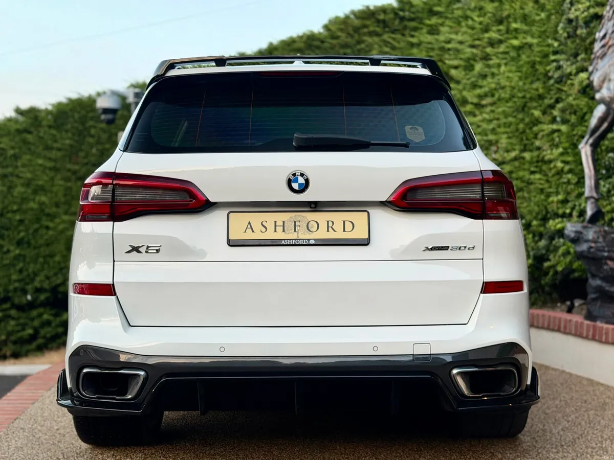 2022 BMW X5 3.0 D M Sport great spec - Image 6