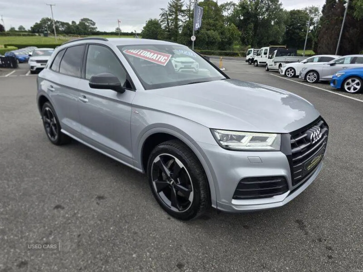 Audi Q5 Black Edition - Image 6