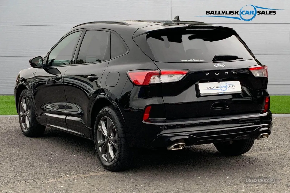 Ford Kuga 1.5T EcoBoost 150PS ST-Line Edition in B - Image 2