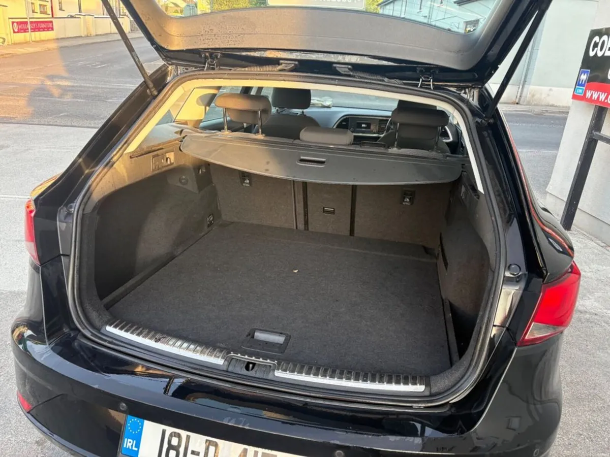 SEAT Leon 1.6 TDI 115 SE DSG Auto Estate - Image 6