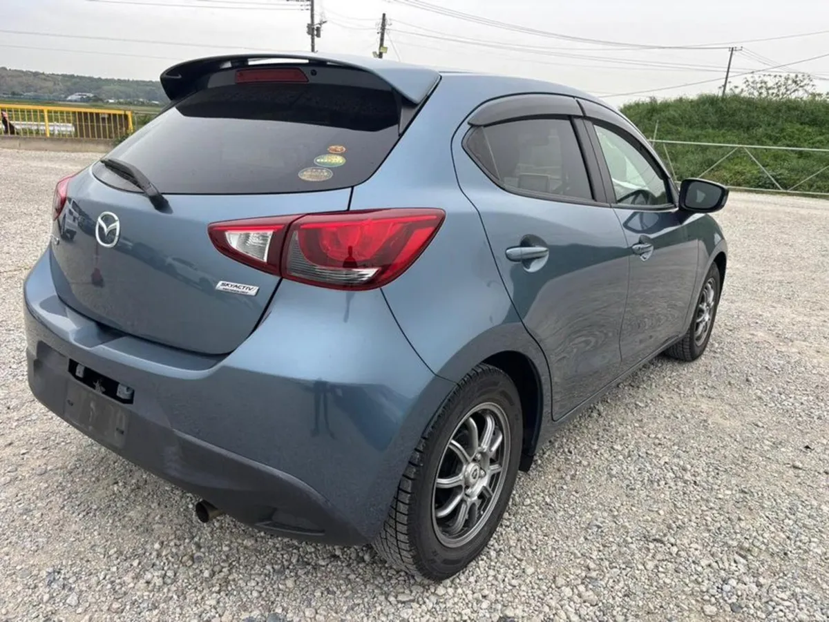 Mazda Demio 13S - Image 3