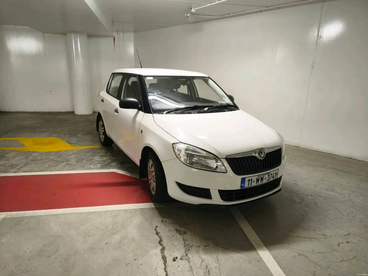 Skoda fabia very low miles - Image 2