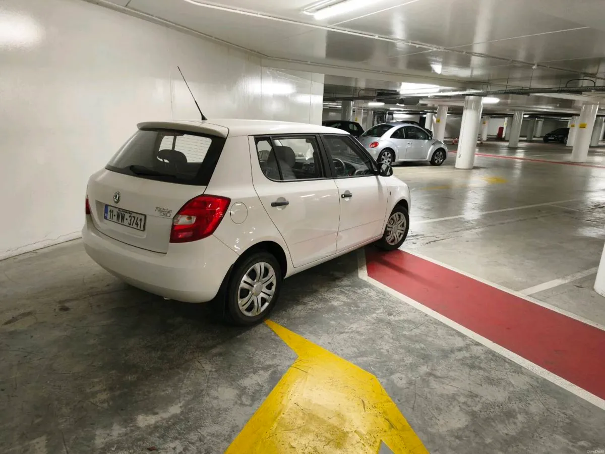 Skoda fabia very low miles - Image 4