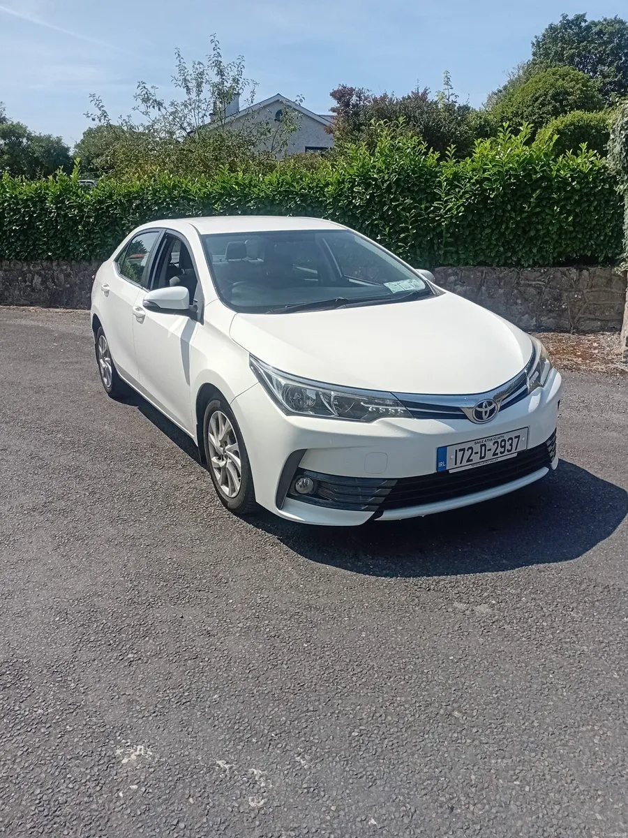 Toyota corolla - Image 1