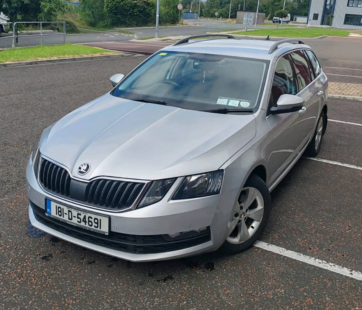 Skoda Octavia Estate - Image 2