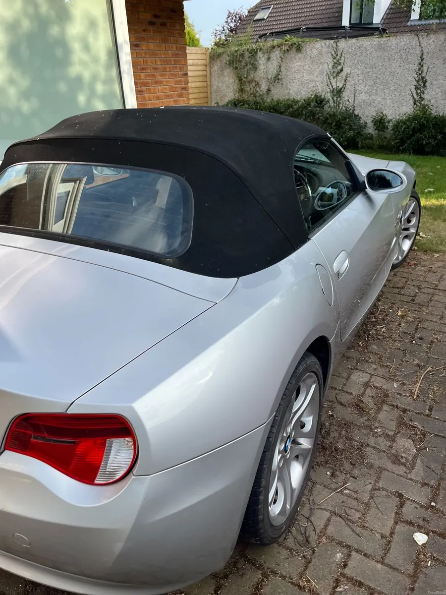 BMW Z4 2006 - Image 1