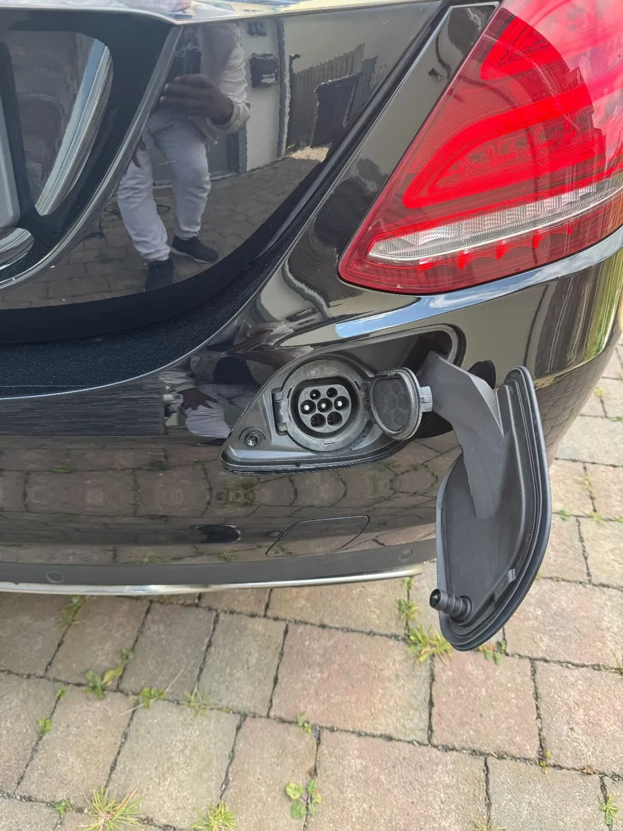 Mercedes-Benz C350e SPORT PREMIUM 2017 - Image 6