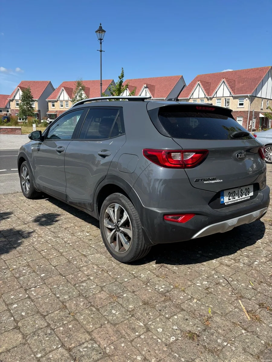 Kia Stonic 2021 - Image 3