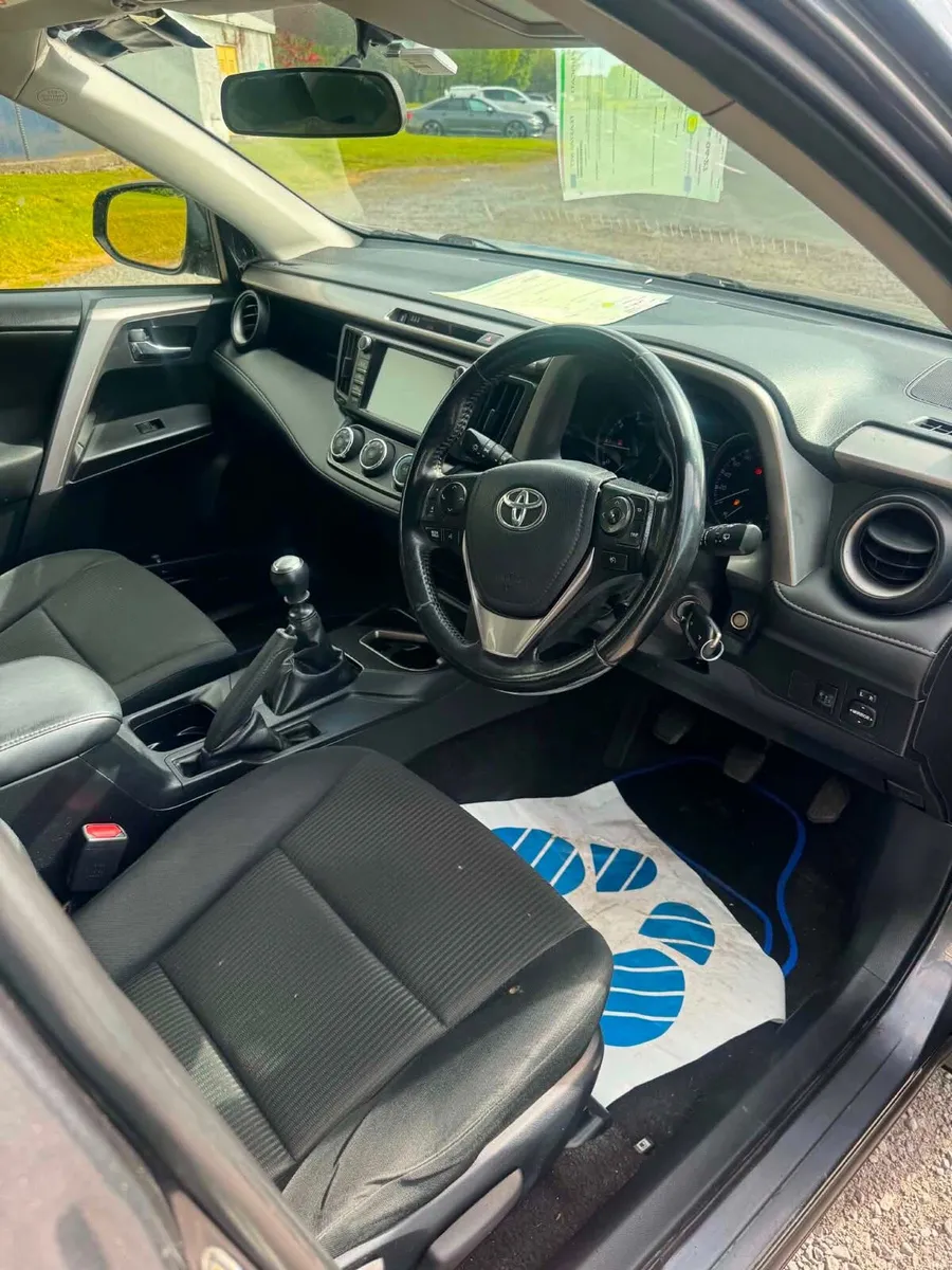2017 Toyota RAV4 – 2.0 Diesel - Image 5