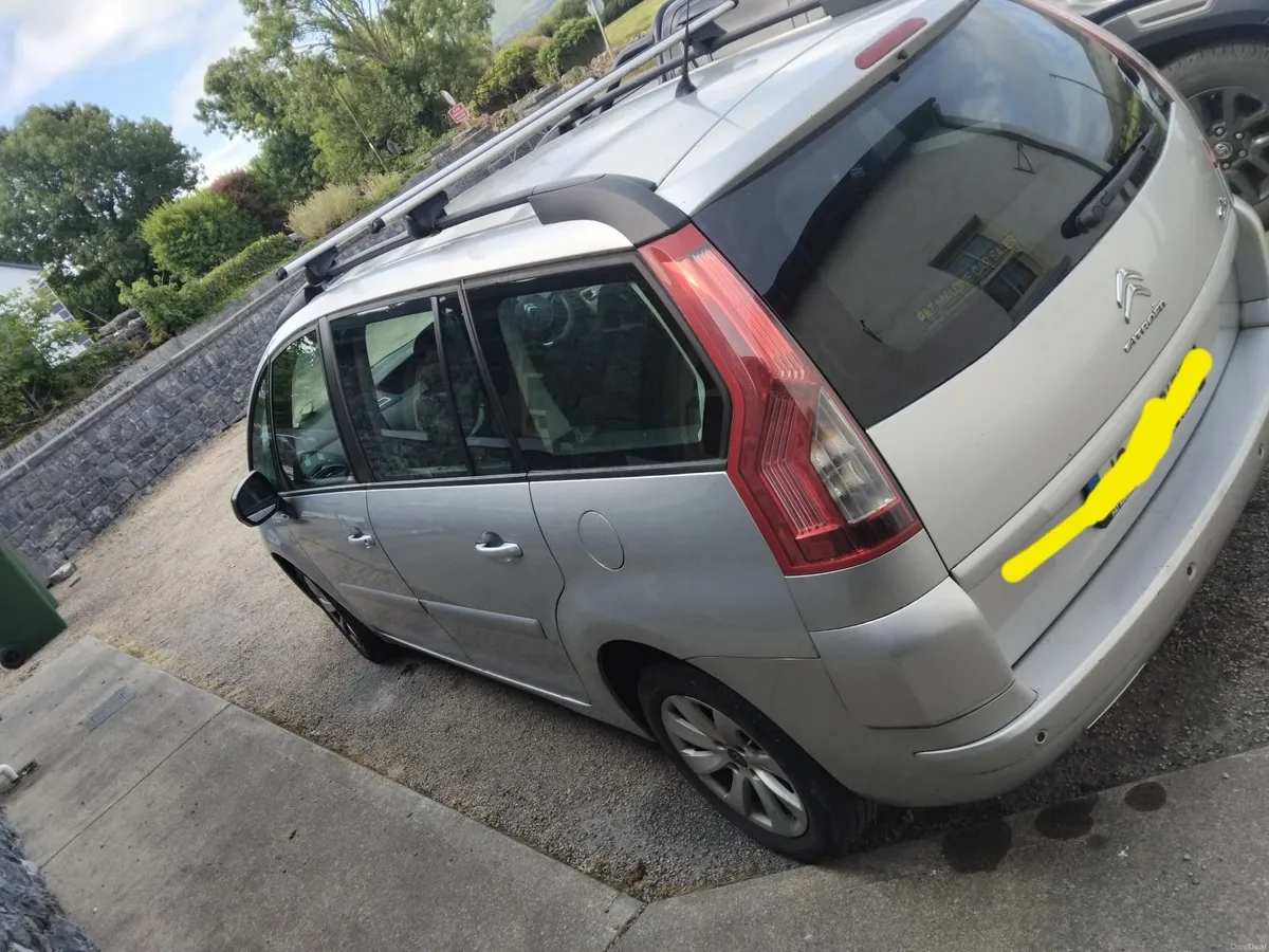 Citroen C4 Picasso 2012 - Image 2