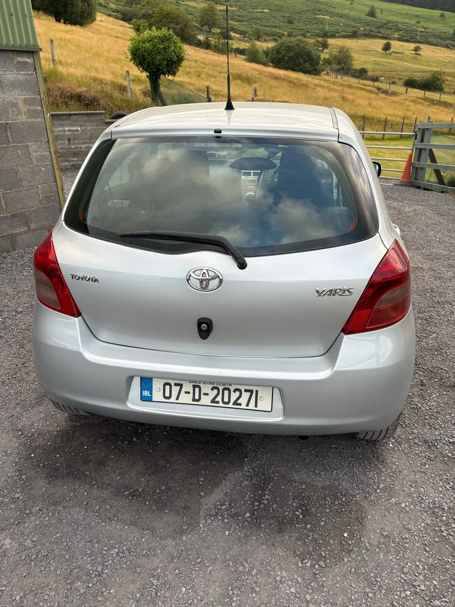 07 toyota  yaris  ( 1.0 litre ) - Image 3