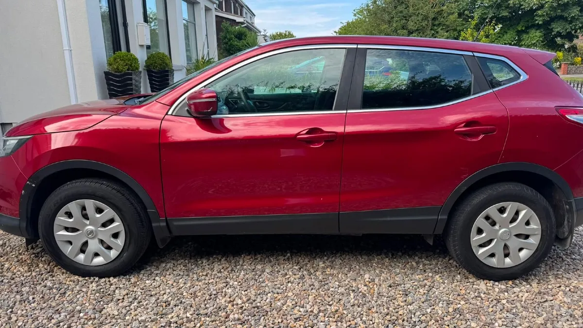 Nissan Qashqai 2014 1.5 DSL XE - Image 6