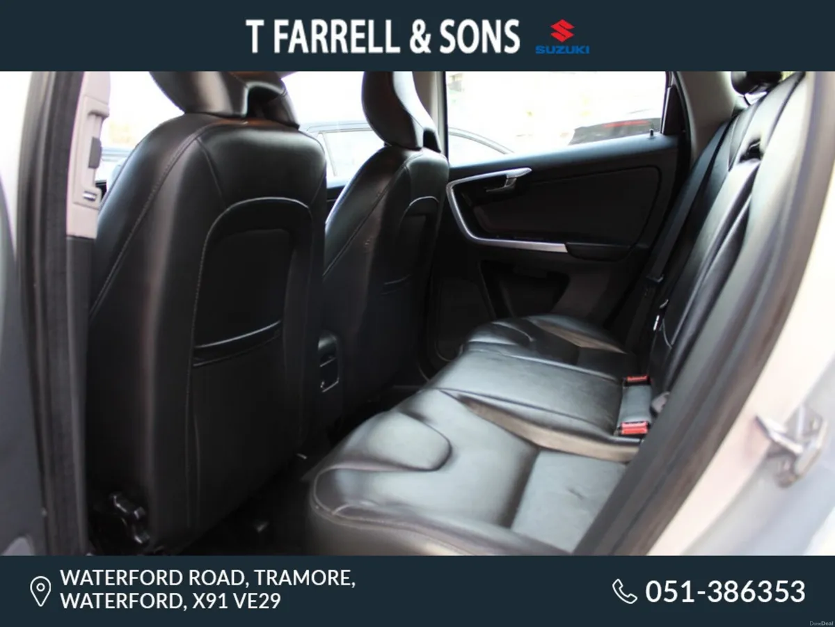Volvo XC60 SE NAV D4 2.0 TD B4 R-DESIGN MHEV 197BH - Image 5