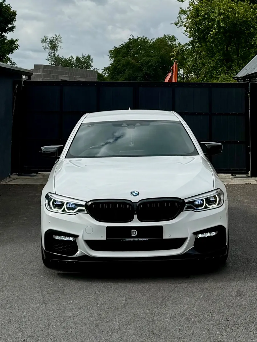 2017 BMW 5 SERIES AUTO M SPORT M PERFORMANCE XDRIV - Image 2