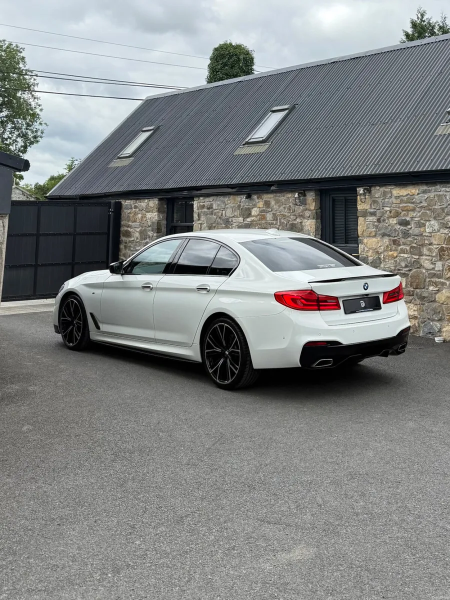 2017 BMW 5 SERIES AUTO M SPORT M PERFORMANCE XDRIV - Image 5